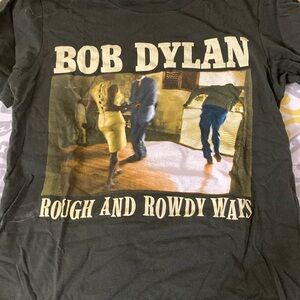 Unisex Bob Dylan tour t shirt. Worn once